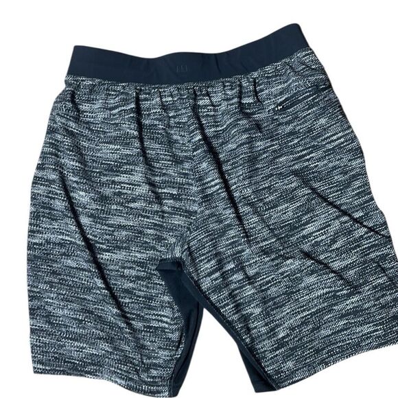 Lululemon license to train medium linerless shorts black white dot dash - Picture 3 of 4